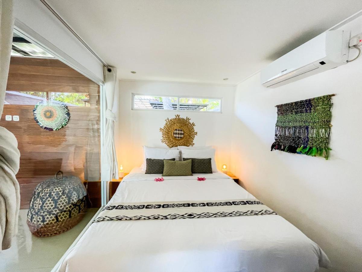 Villa Kotak Surfers Escape Reopening Rates Apply Now Selong Belanak Εξωτερικό φωτογραφία