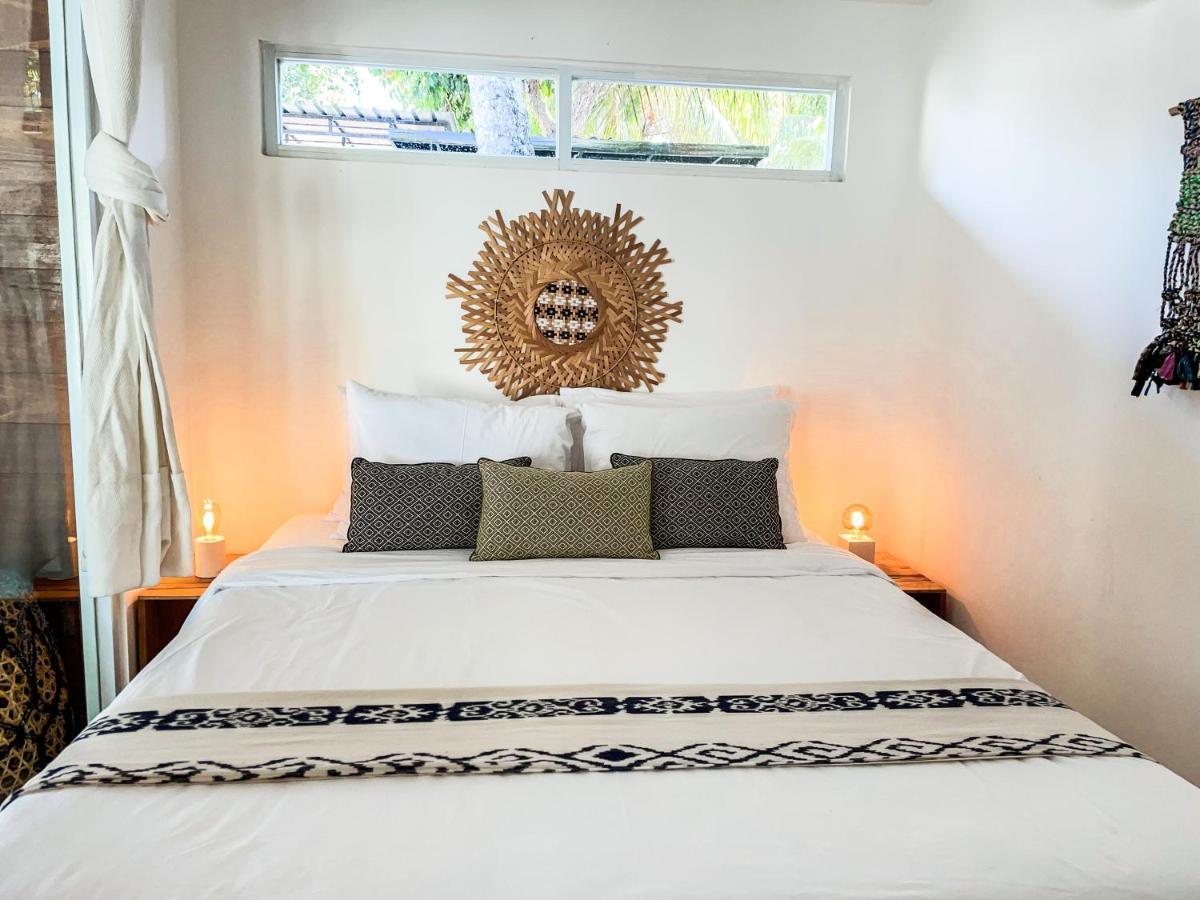 Villa Kotak Surfers Escape Reopening Rates Apply Now Selong Belanak Εξωτερικό φωτογραφία
